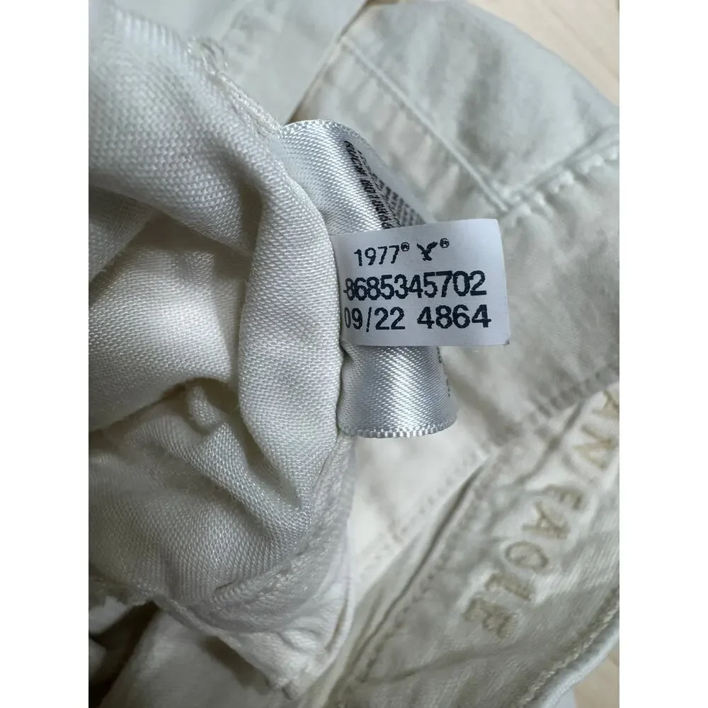 American Eagle Carpenter High Rise Straight Pants Women 16 Cream Distressing